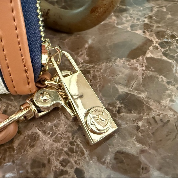 NWT, Spartina 449 Wallet - Picture 3 of 9